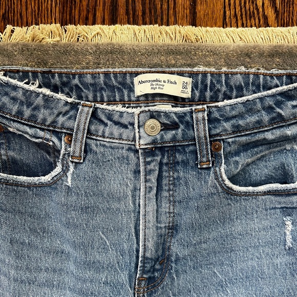 Skinny High Rise Denim - Picture 3 of 3